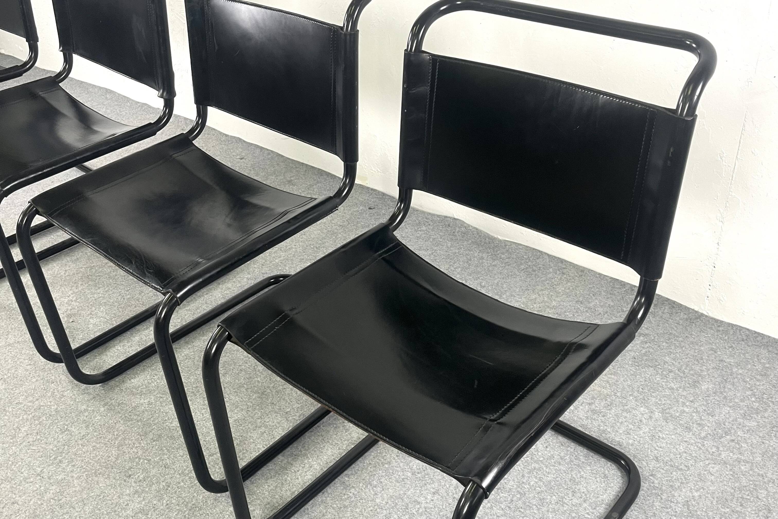 Série de 4 chaises dans le style  S33 de Mart Stam - 1960s