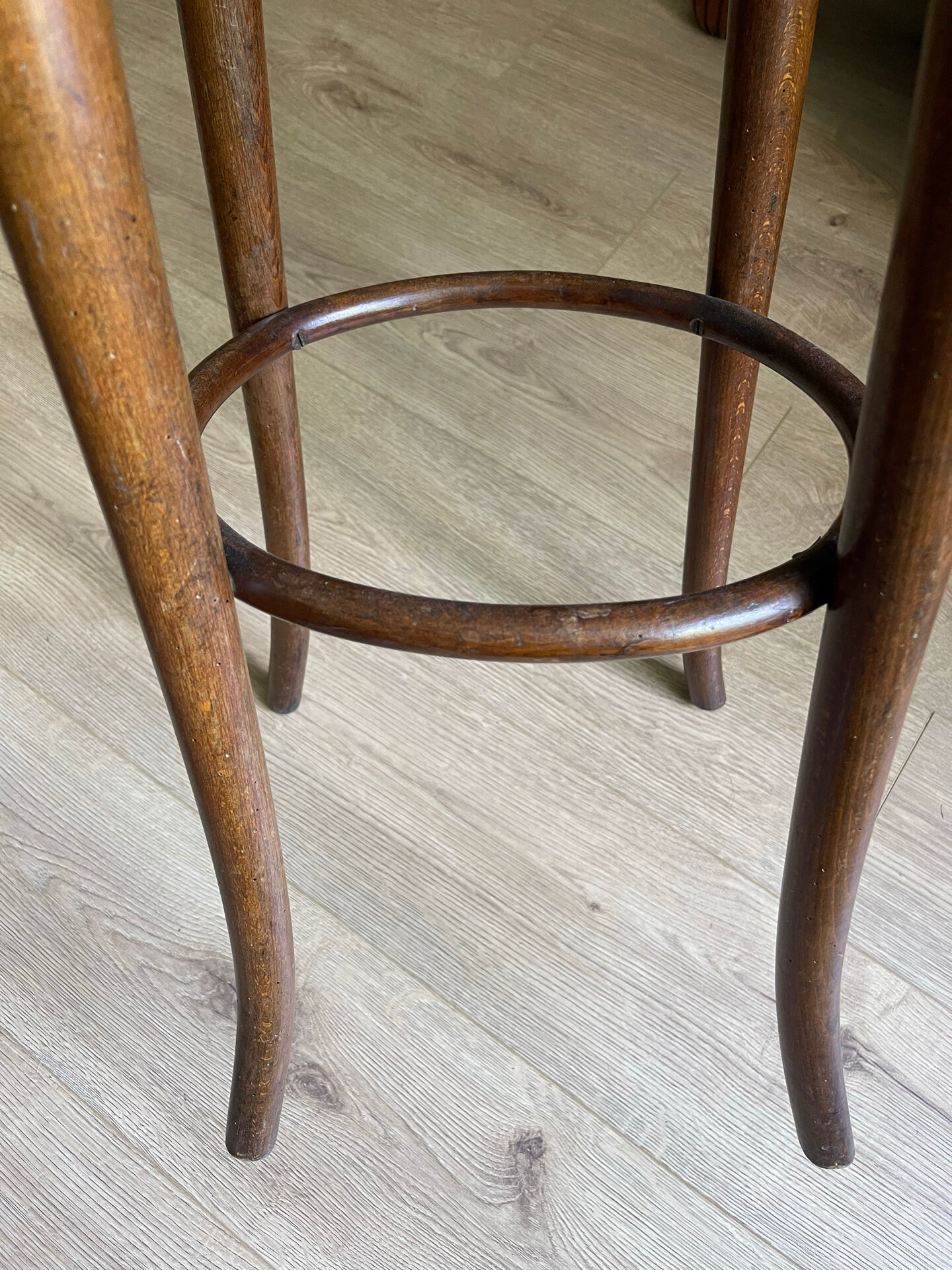 Tabouret Thonet