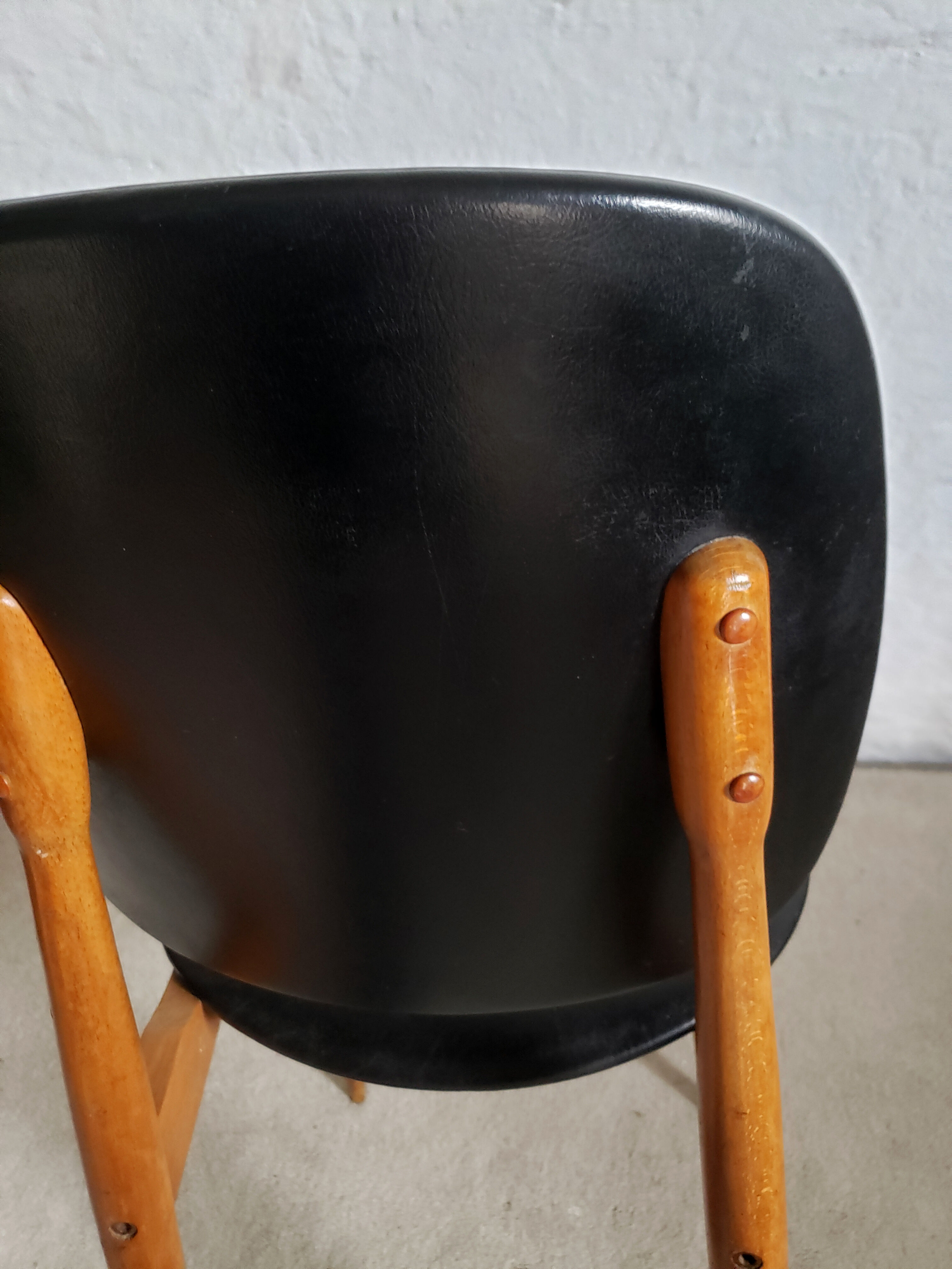 Series of 6 chairs Baumann Pegasus