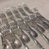 12 silver plated table forks by Christofle Marly, 20.7cm