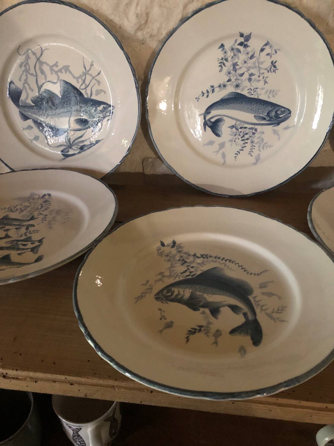 Fish service at Moulin Des Loups