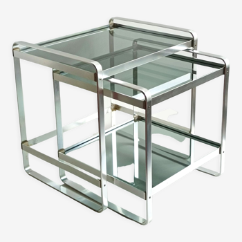 Nesting tables in chromed metal & smoked glass 70s
