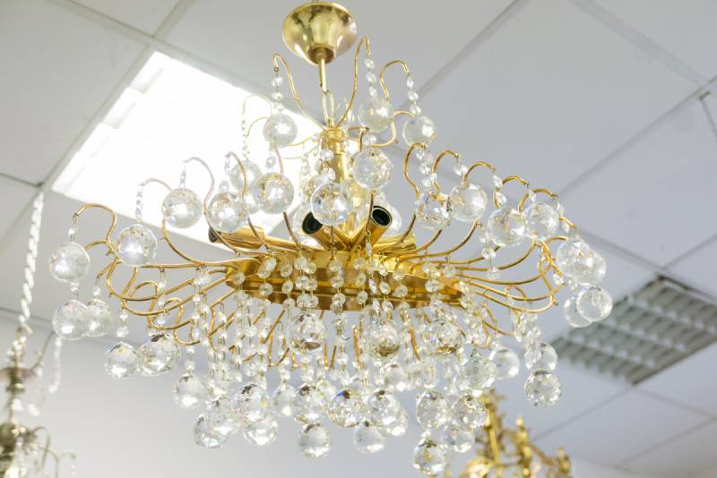Modern crystal tassel chandelier