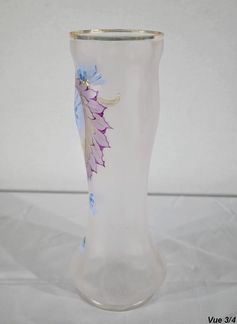 Fine glass vase 1920