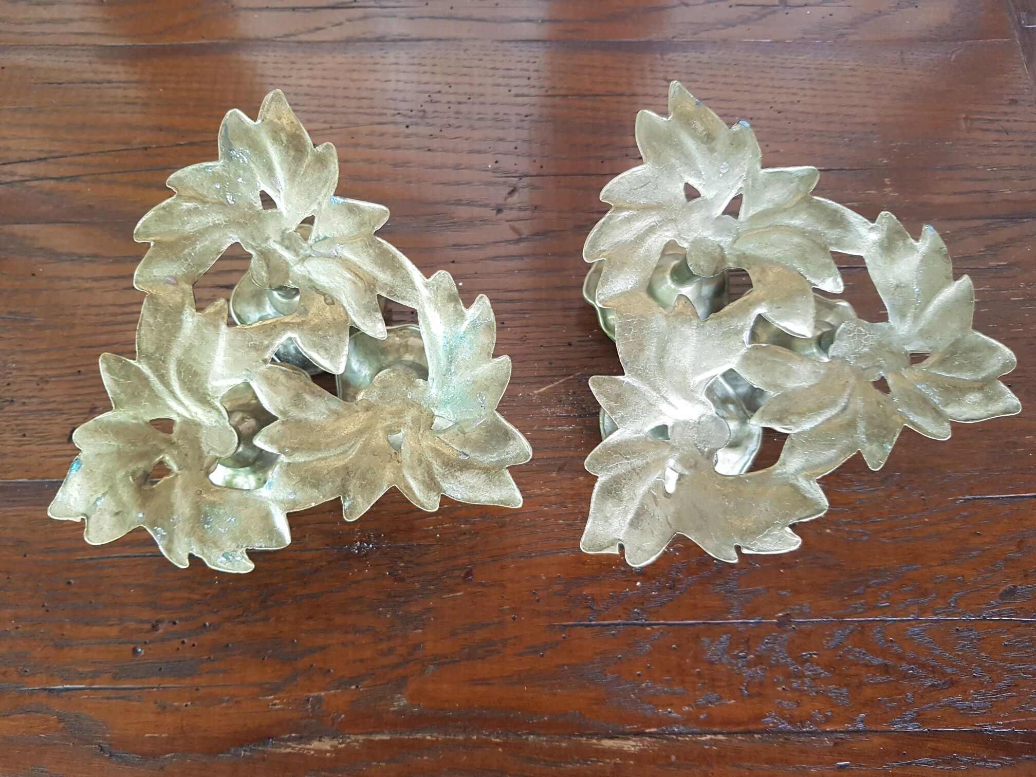 Pair of brass candlesticks decorated "flowers" 1970