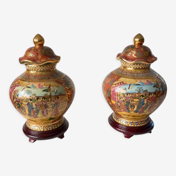 Pair of vintage Chinese potiches in satsuma style