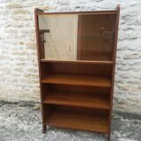 Vintage showcase library