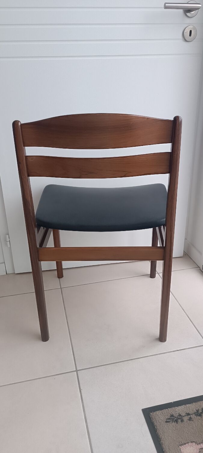 Scandinavian chair