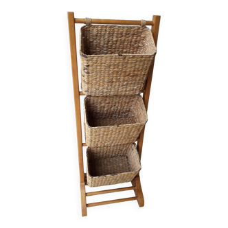 Wood and straw storage unit