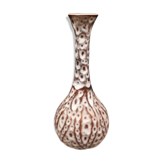 Long-necked vase from the 20s and 40s enamelled sandstone artist Tf's signature