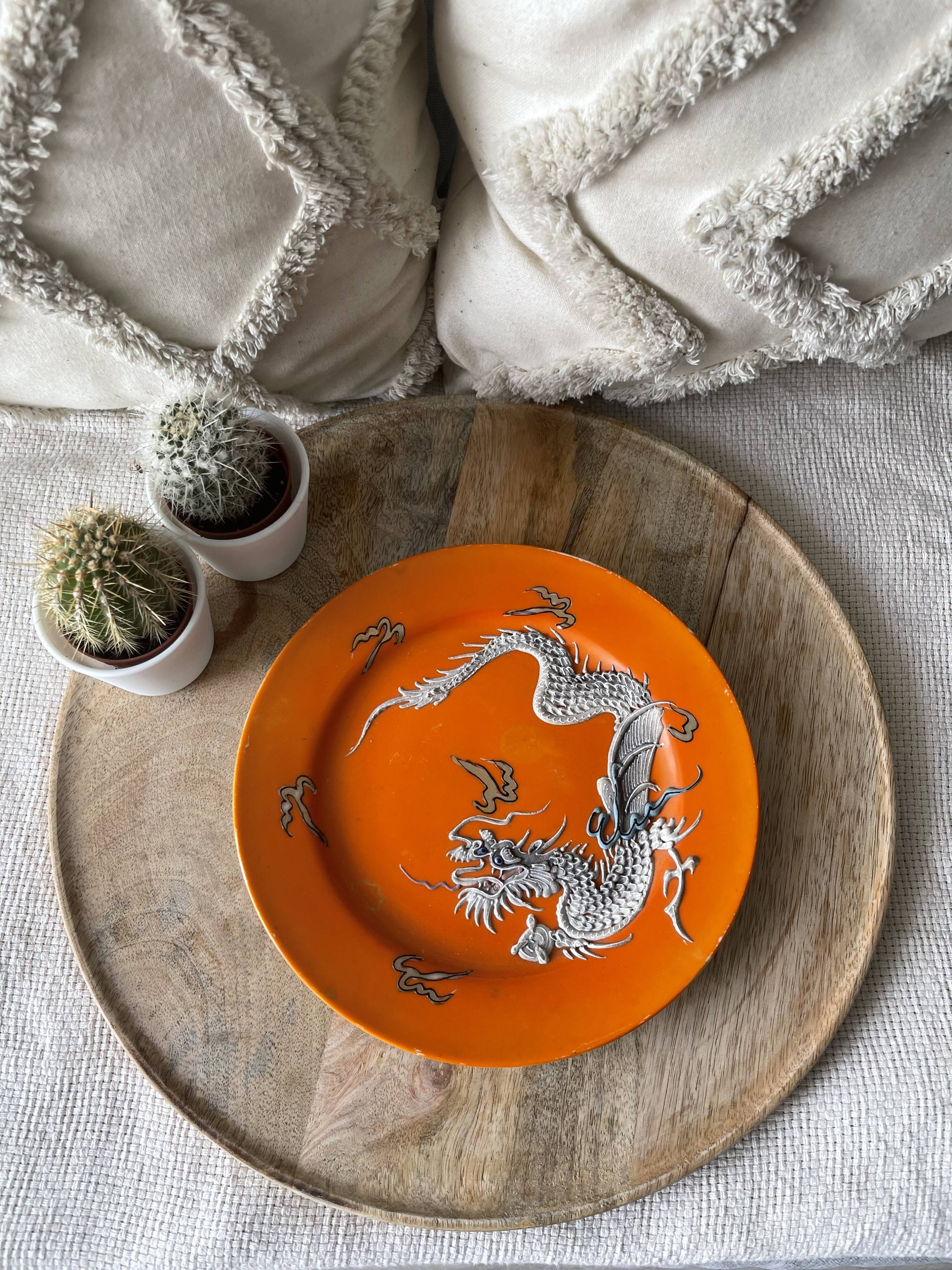 Ancient chinese plate with dragon porcelain dragonware moriage 19th