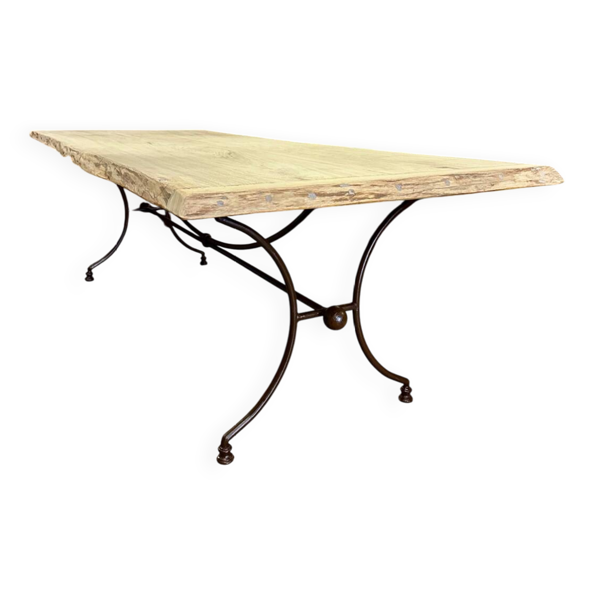 Table en fer forgé artisanal et bois