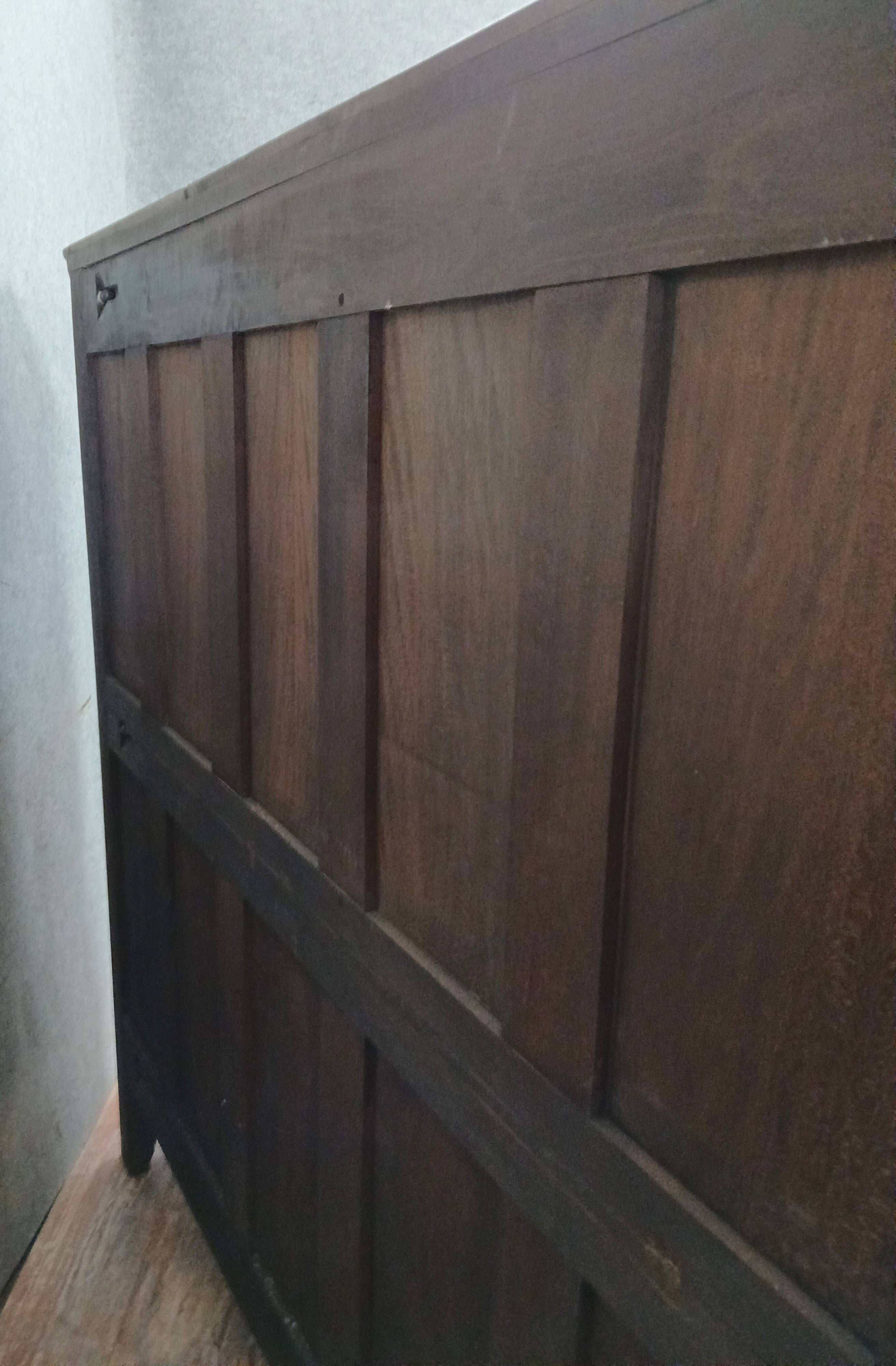 Louis XV style bookcase in walnut circa 1850-1880