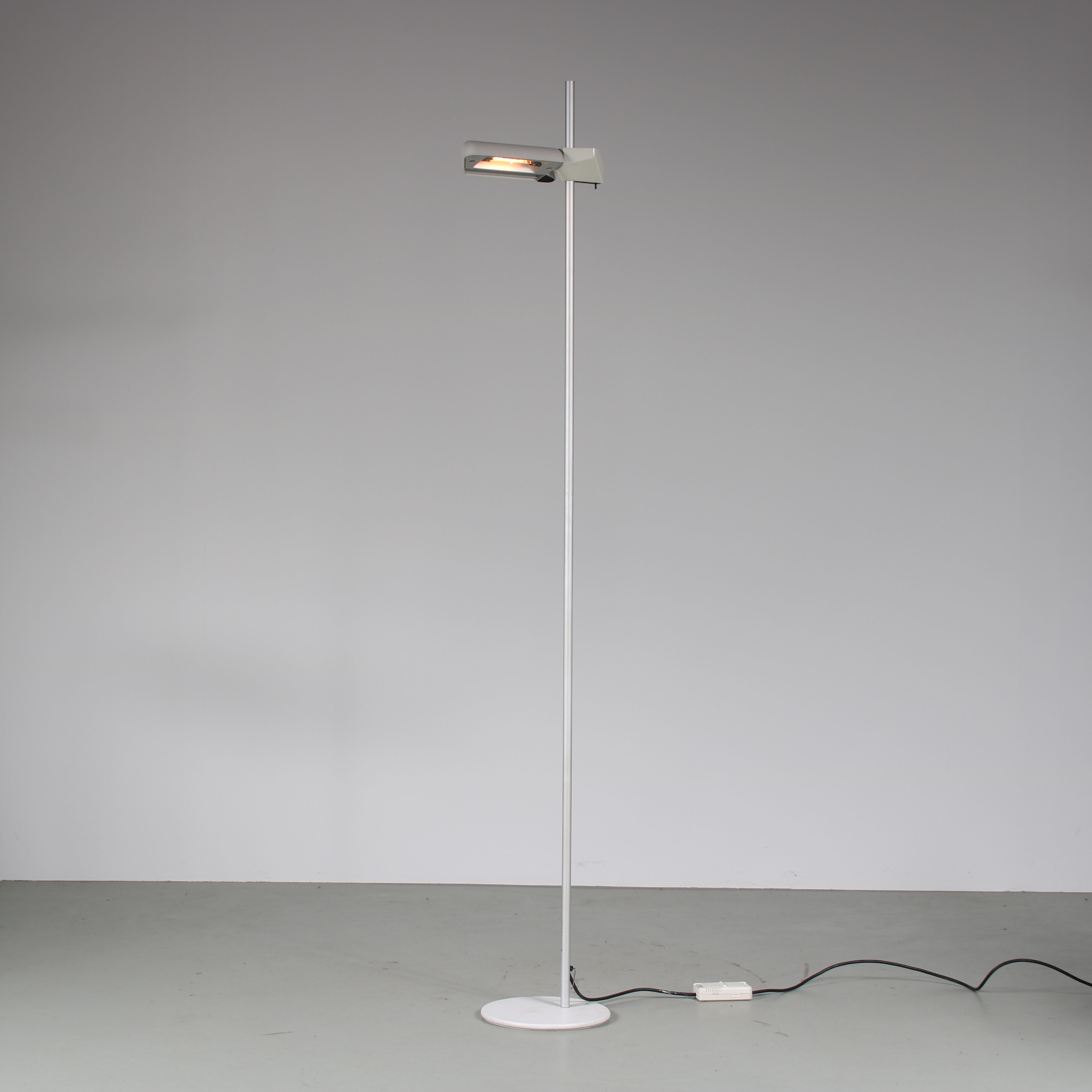 1970s Floor lamp by Bruno Gecchelin for Arteluce, Italy
