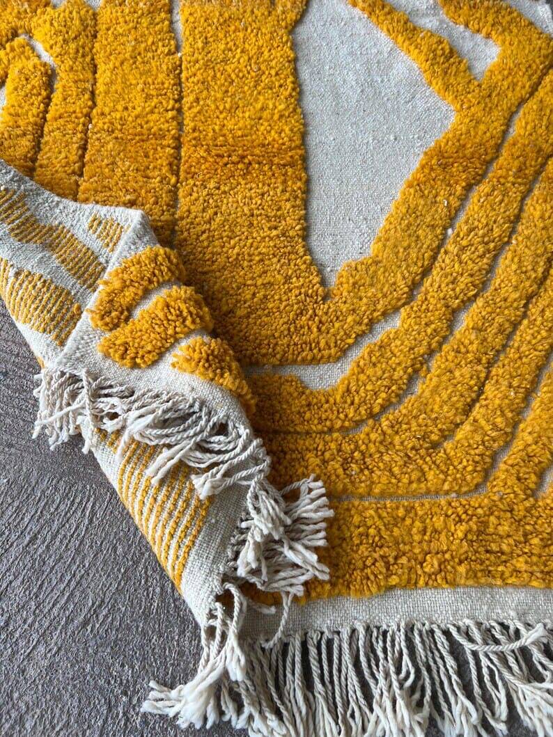 Handmade living room rug, 150 x 250 cm, orange