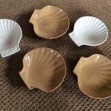 Set of 5 ramekins