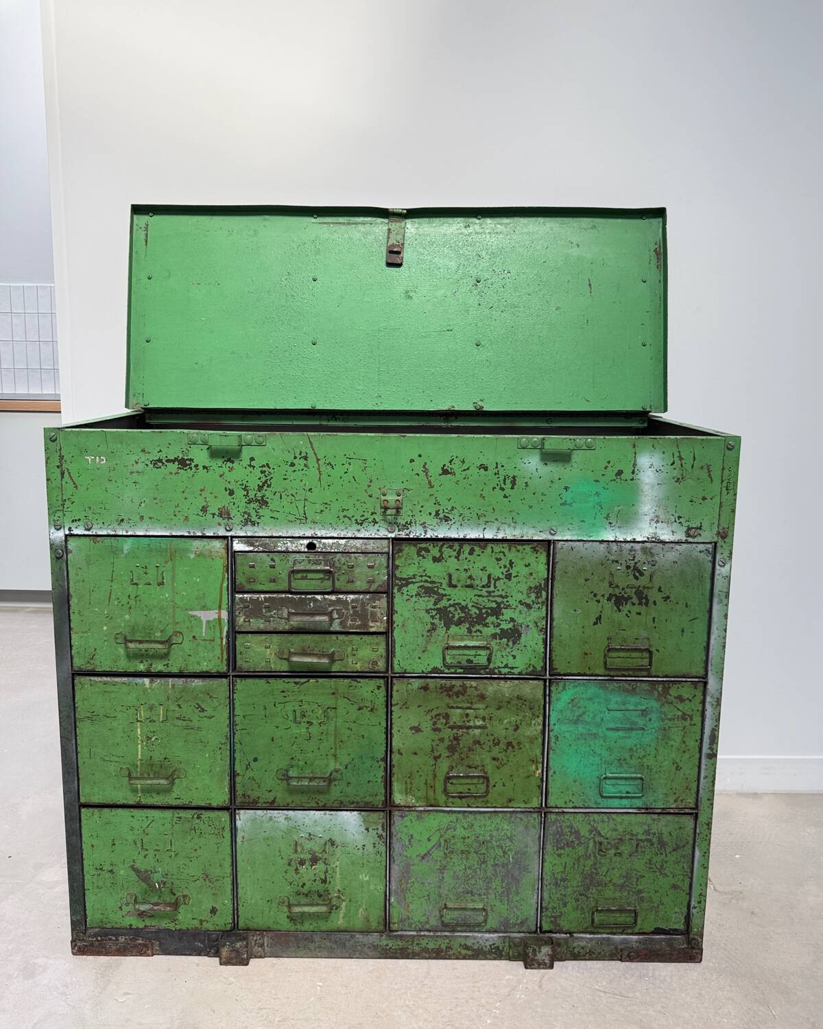 Green metal drawer cabinet