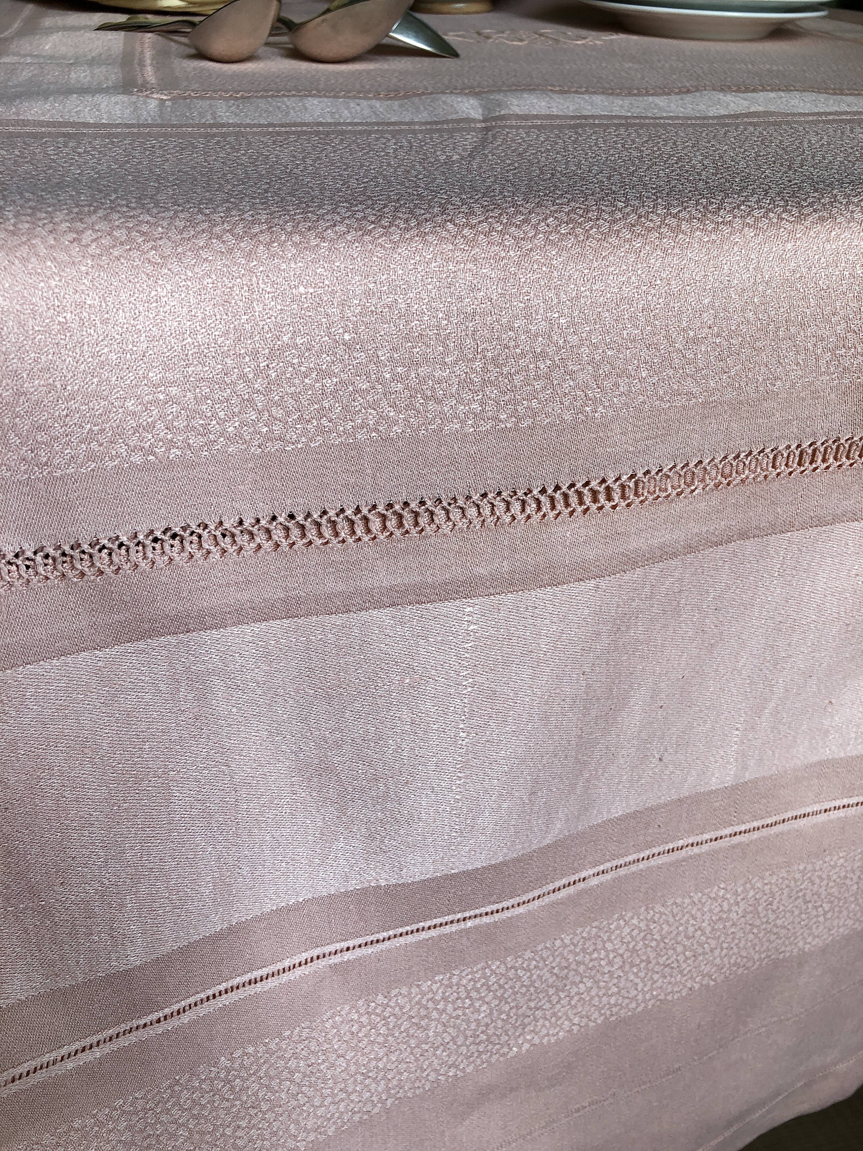 Old damsed tablecloth in linen and silk coral