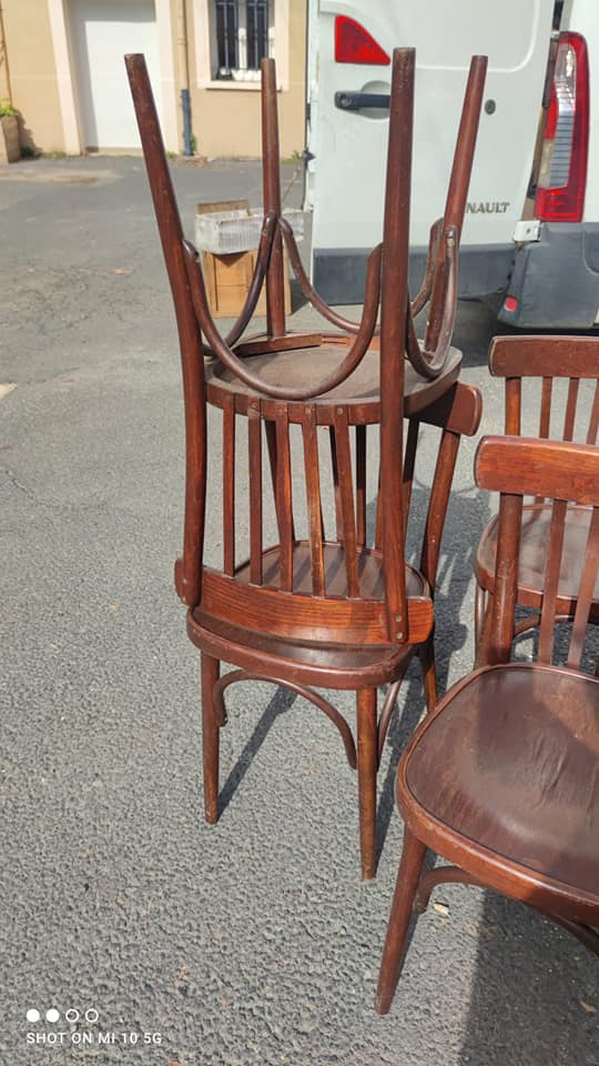 Series of 6 curved beech bistro chairs from Thonet around 1920/30
