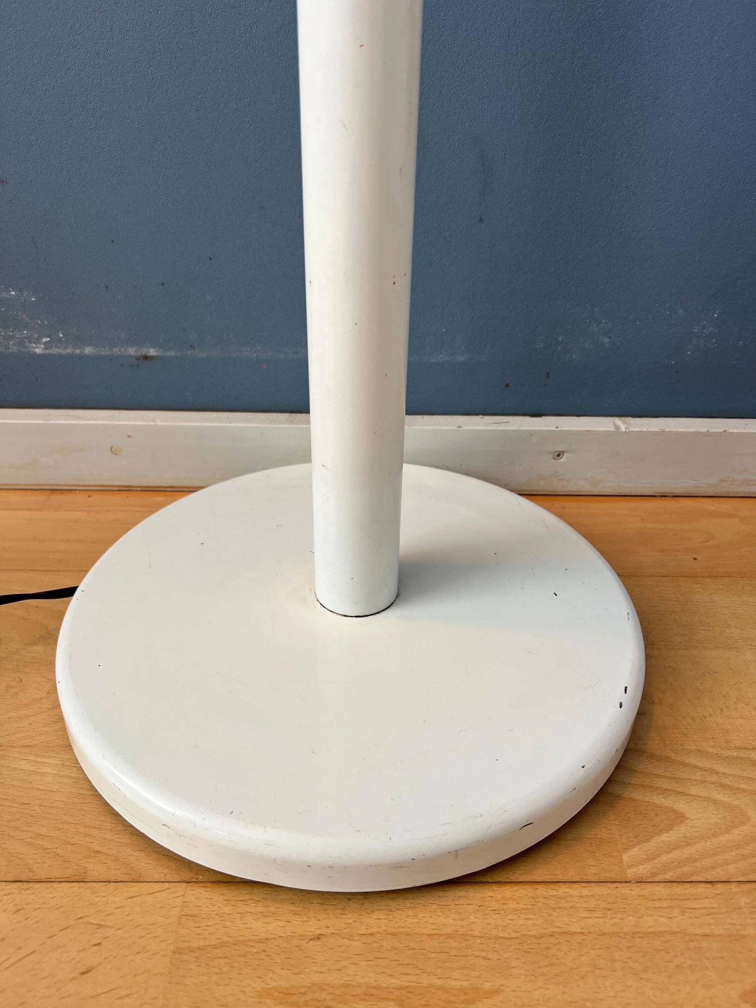 Vintage white mushroom floor lamp Dijkstra Space Age