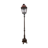 Cast iron exterior lamppost