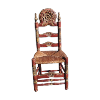 Polychrome throne