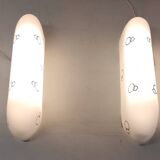 Duo of opaline glass and gold decor wall lights - 50s/60s