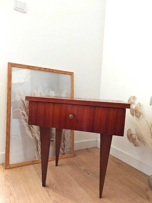 Table de chevet / table de nuit