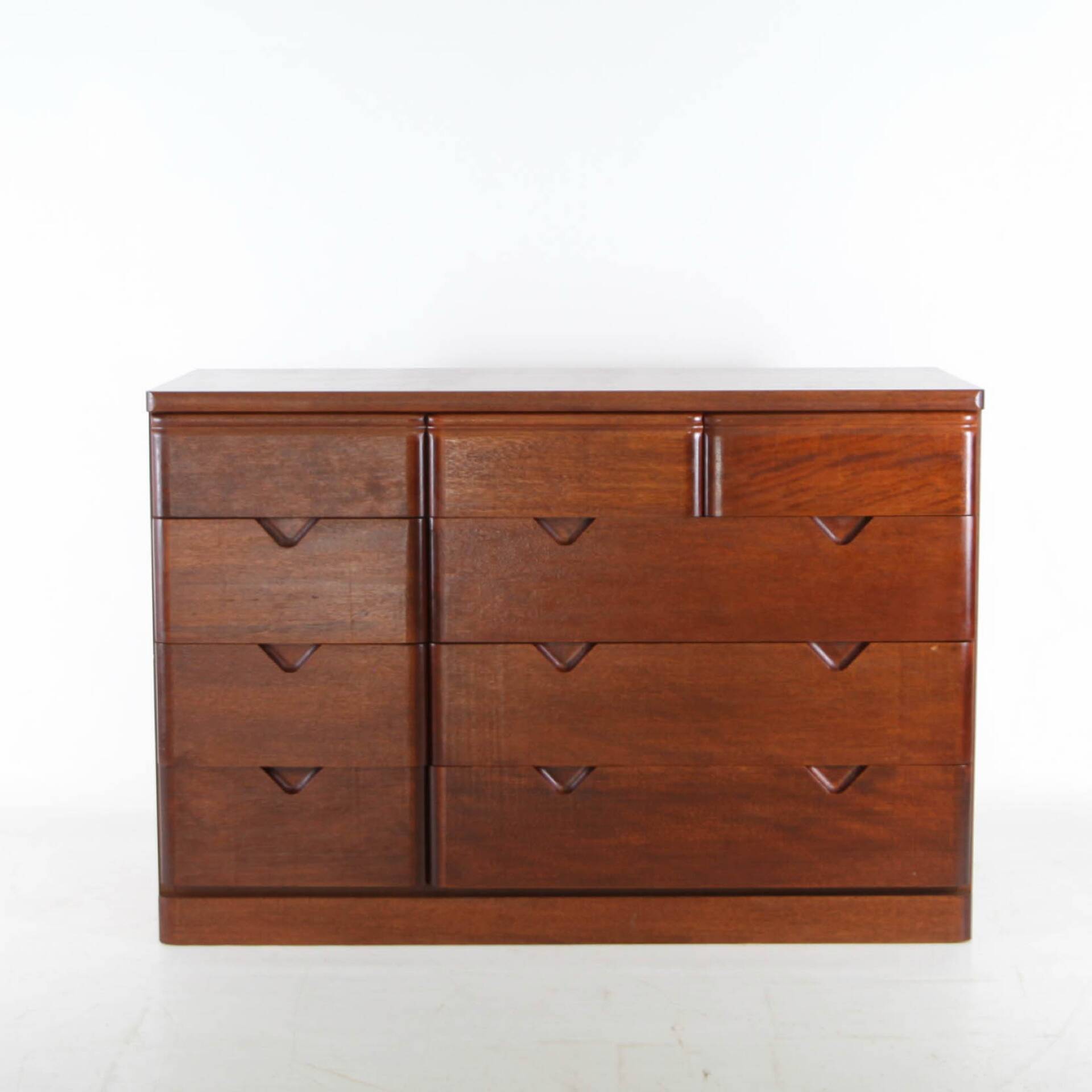 Japanese commode