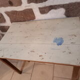 Farm table