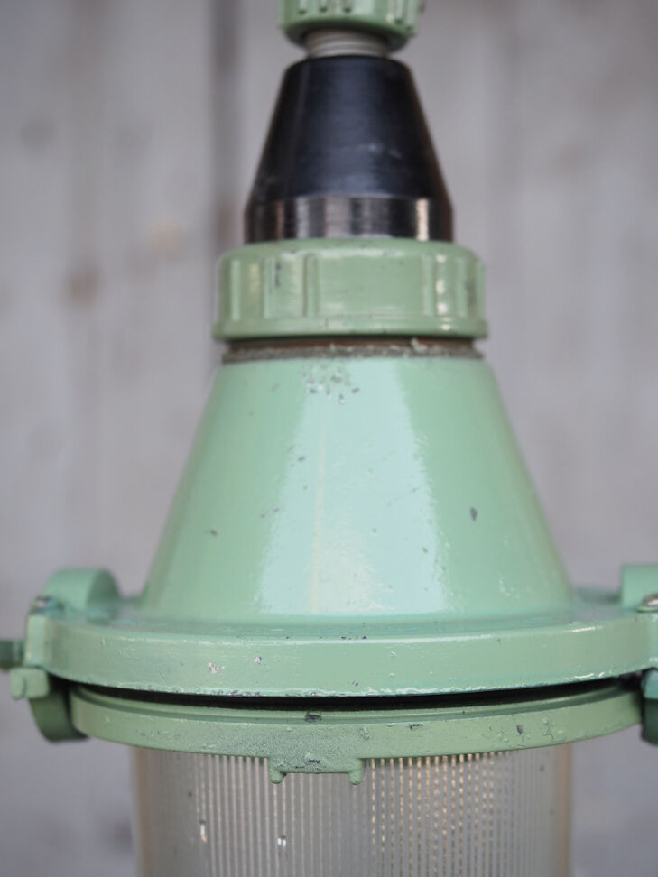 Wandering light industrial