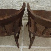 4 solid wood chairs in western style called "smockers chairs", in oak.