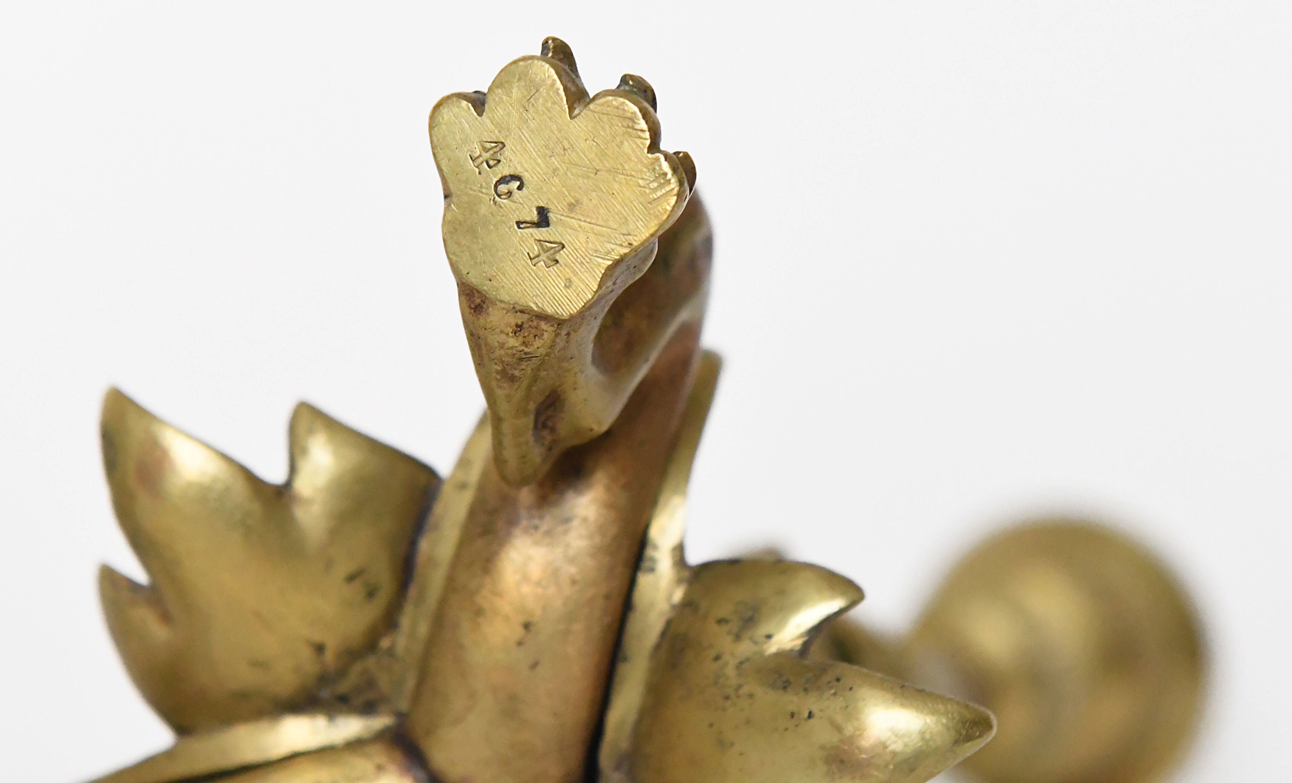 Pair of gilded bronze candlesticks decorated with lizards
