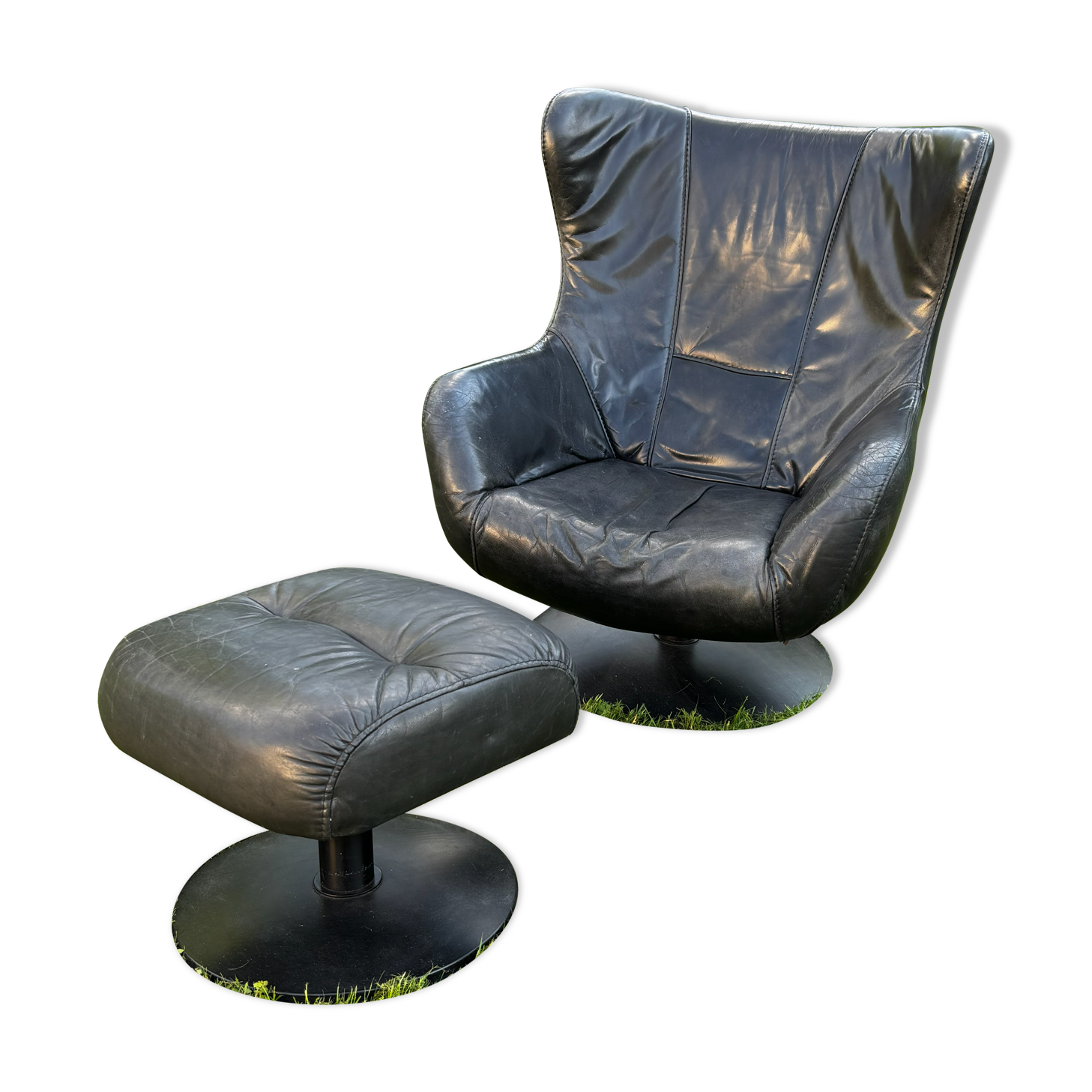Fauteuil style egg chair et son ottoman