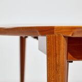 Restored teak dining table by henry rosengren hansen for brande møbelindustri mk9477