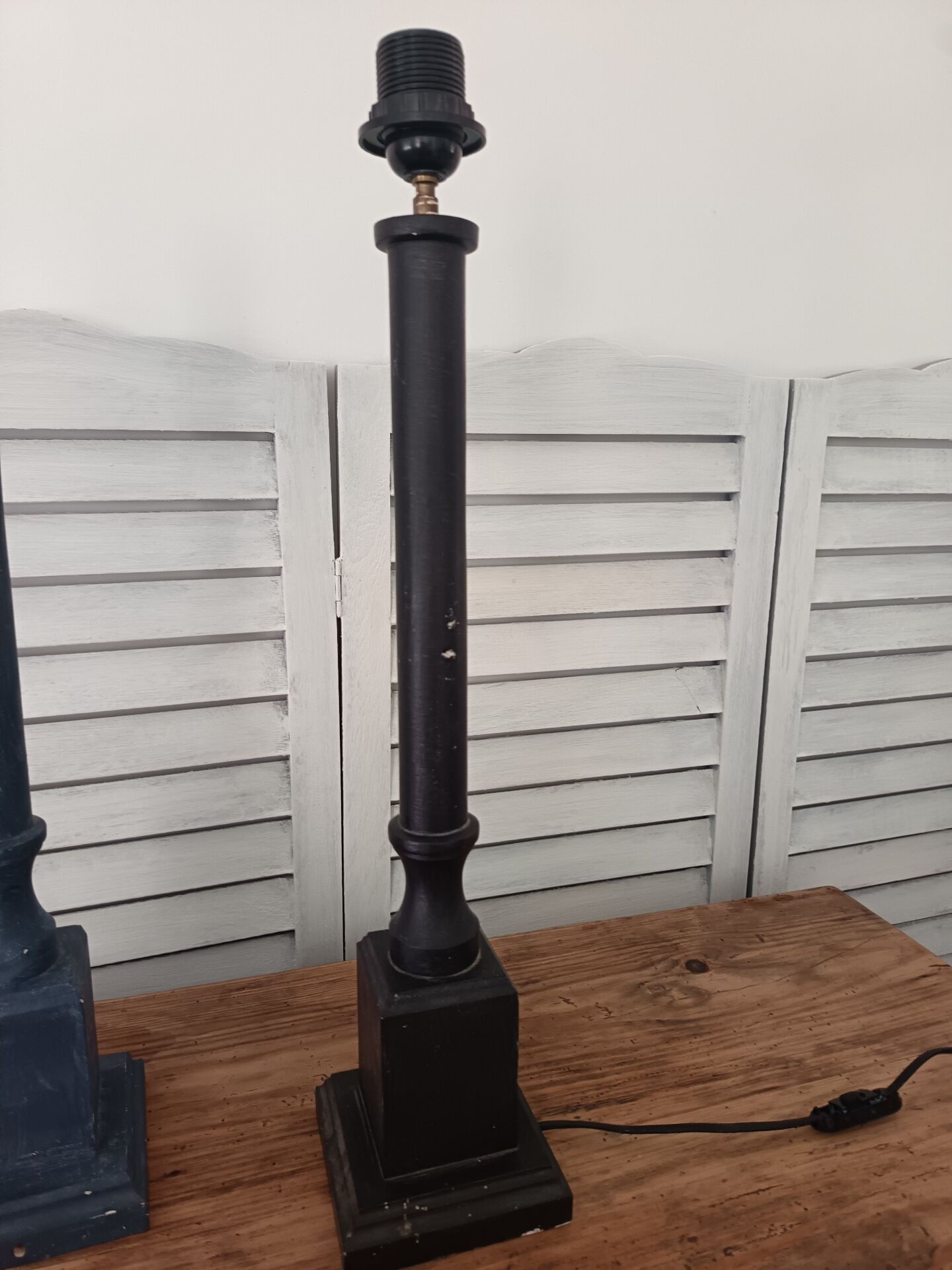 Lamp bases