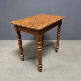 Petite table peinte en brocante ancienne