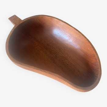 Large wooden salad bowl