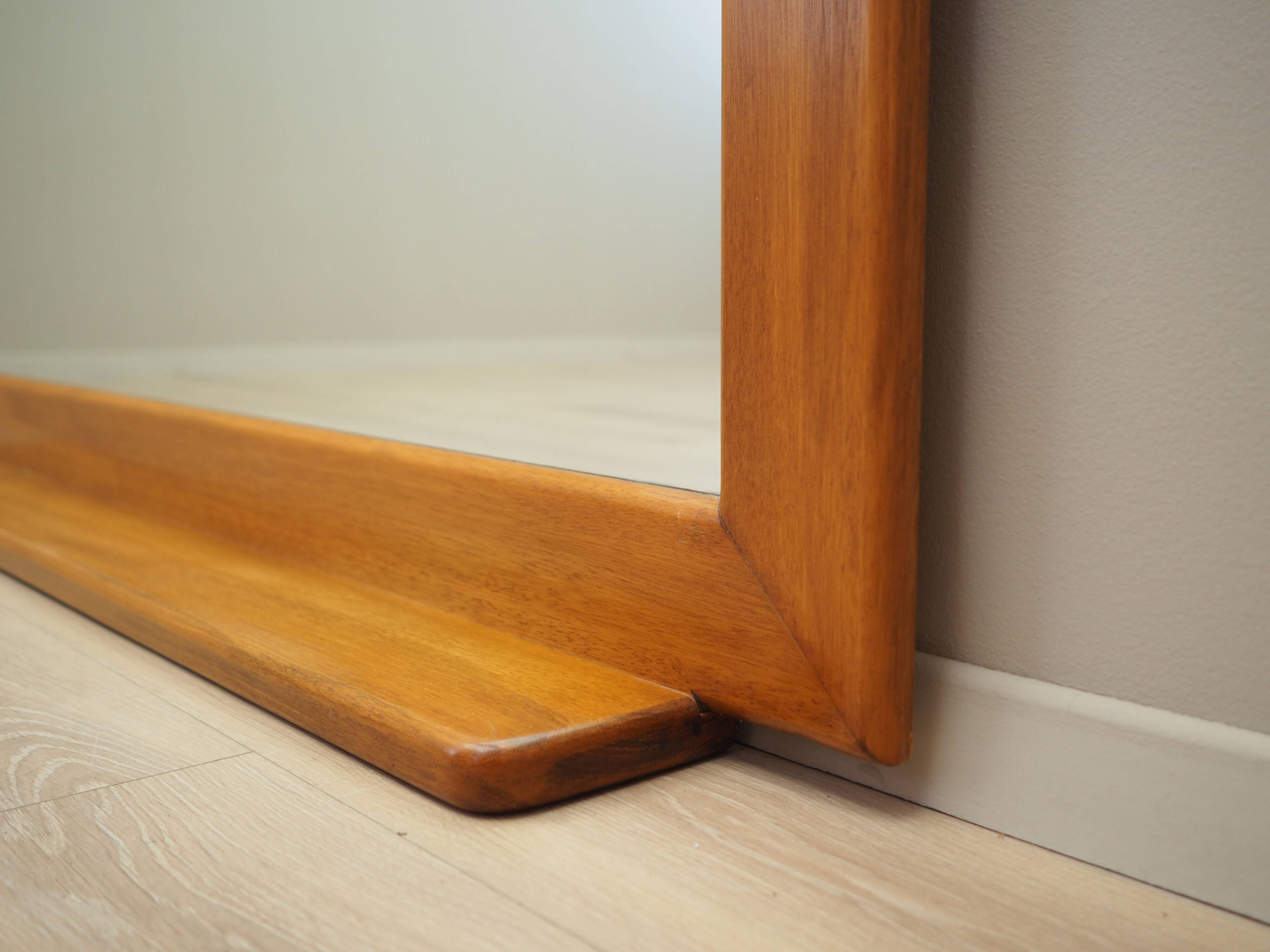 Mahogany-framed mirror, Italian design, 1970s, production: Italy