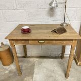 Petite table de ferme en chêne