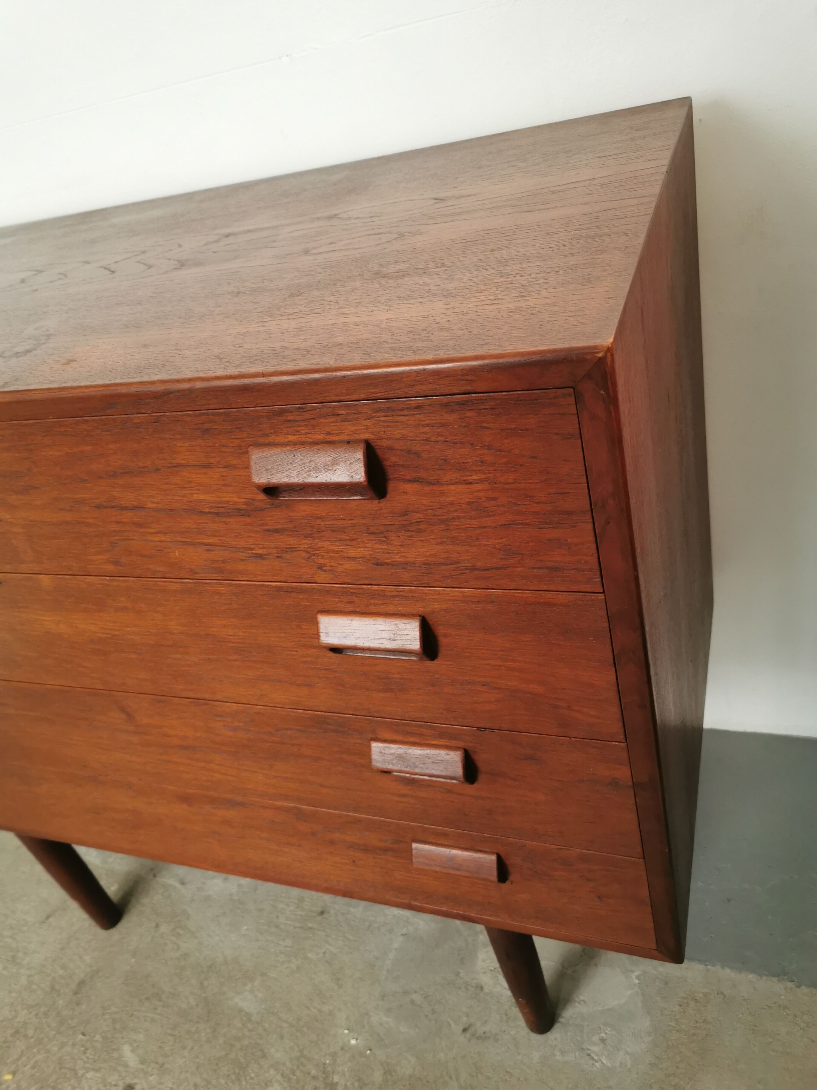 Commode danoise en teck 1960