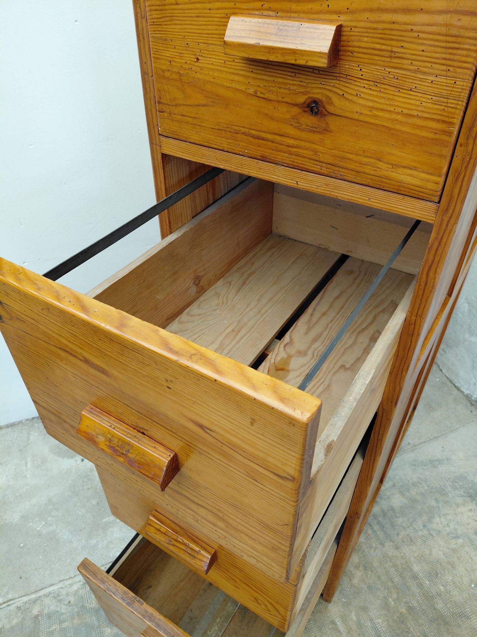 Trade furniture