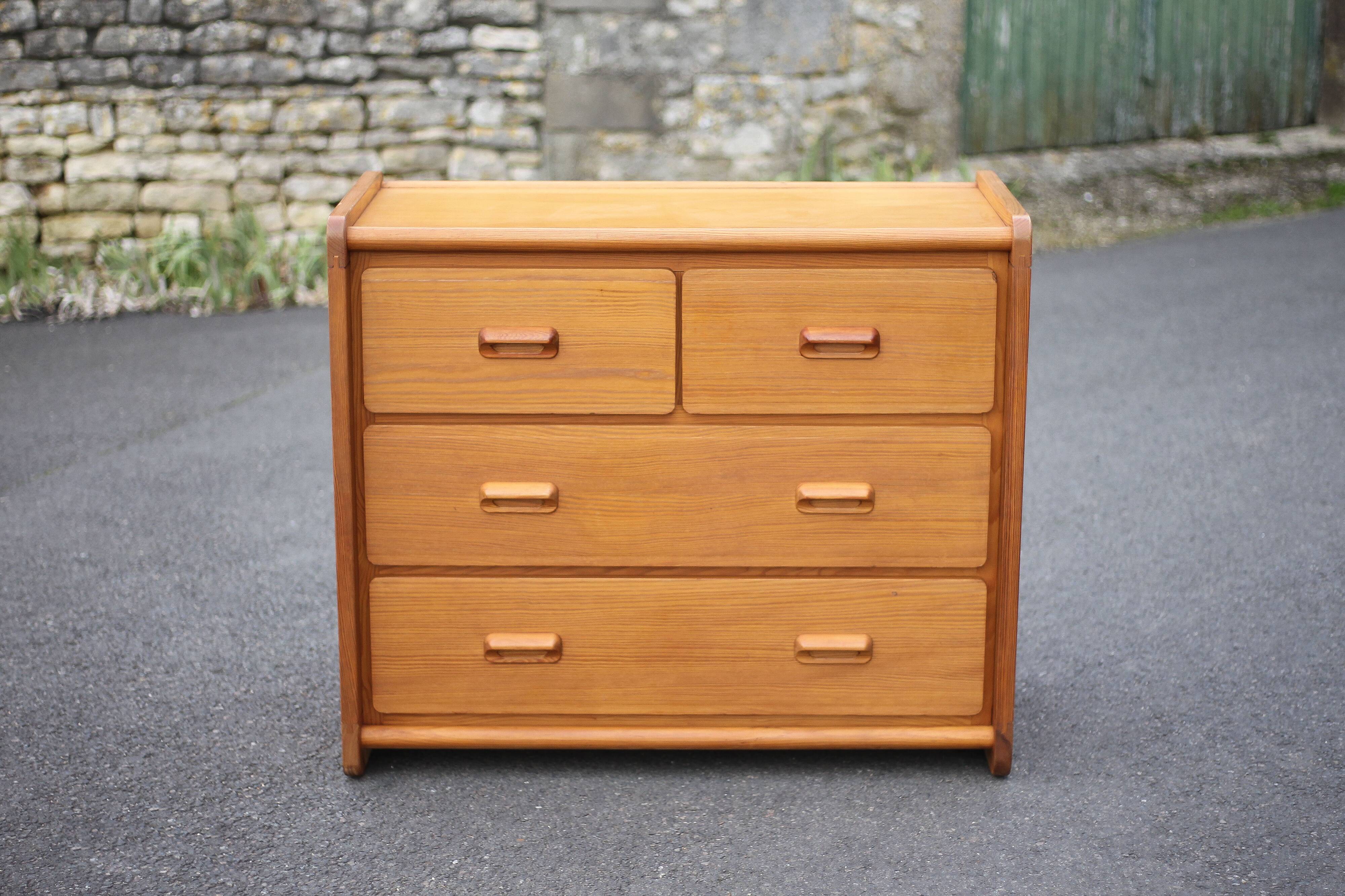 Vintage chest of drawers, pine assembly chest of drawers, Gautier chest of drawers, storage furniture, wooden furniture