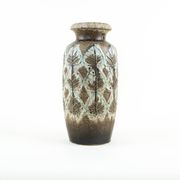 Vase en céramique Scheurich avec motif en relief botanique, Allemagne, années 1970.