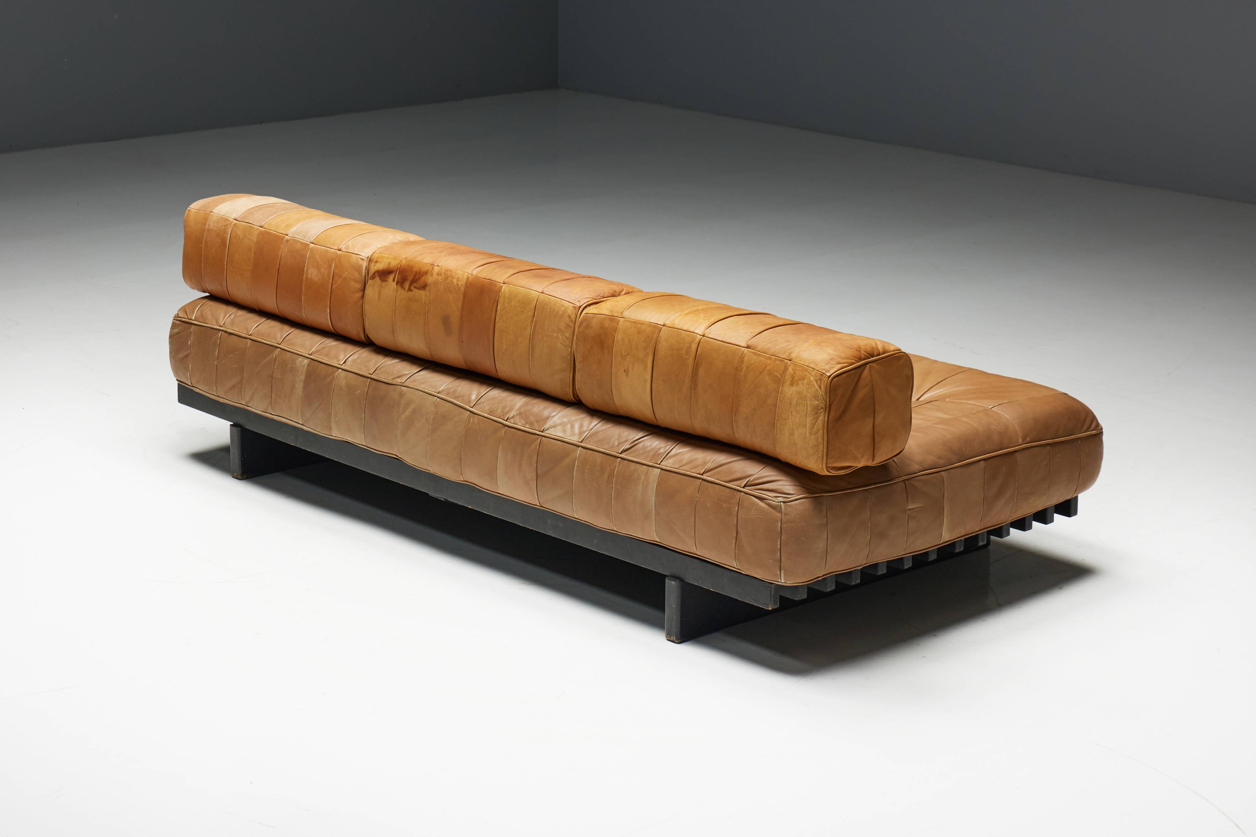 Daybed DS80 by De Sede in Cognac Leather, Switzerland, 1970s