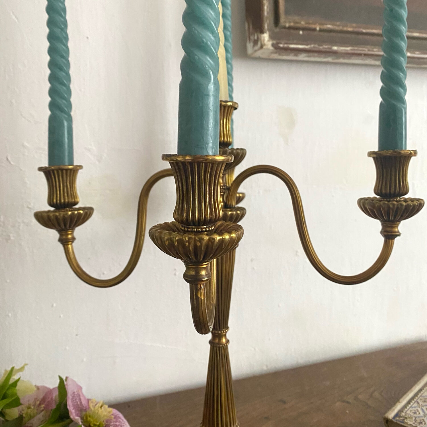 Pair of 5-light candlesticks in gilded metal, Classic style.
