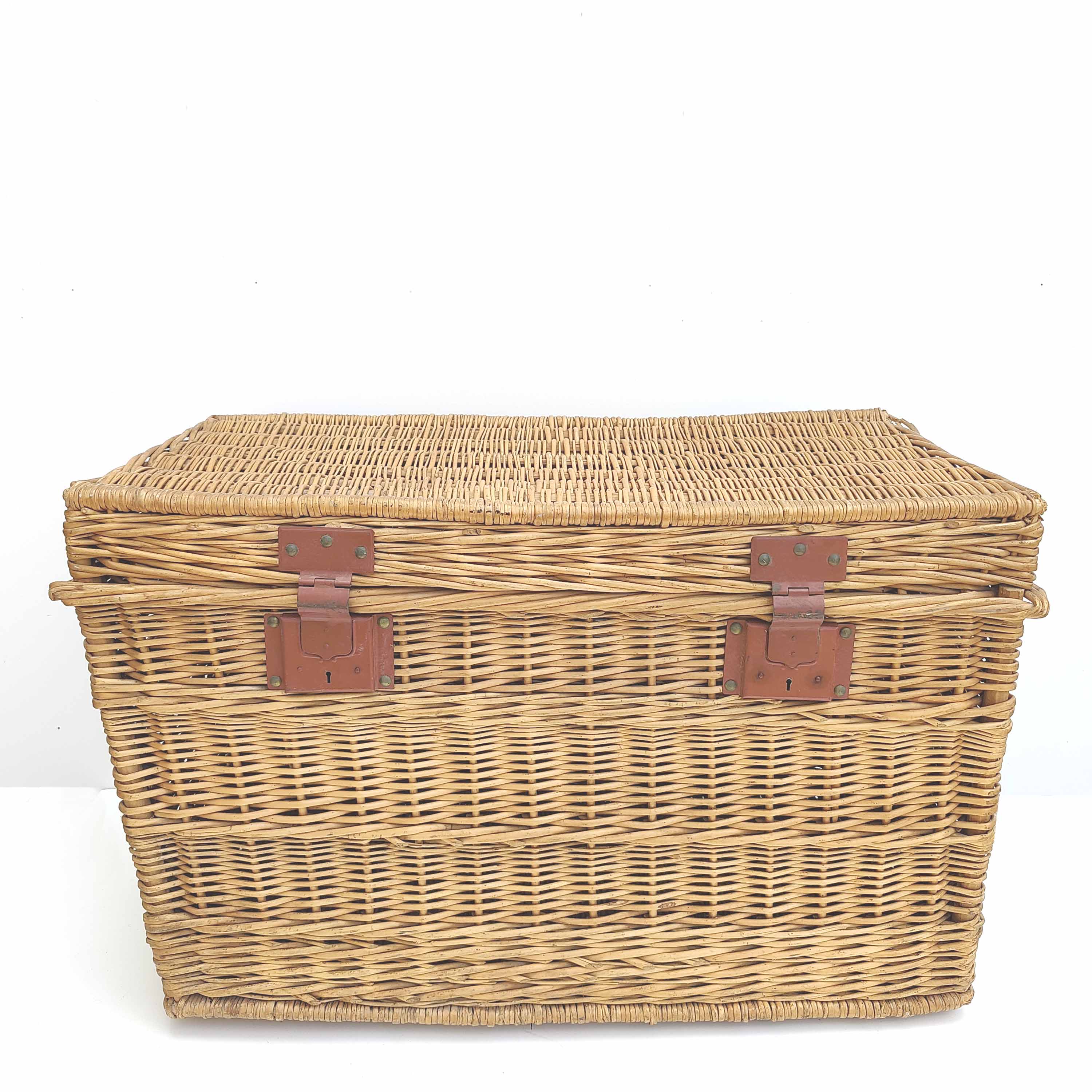 Vintage braided wicker trunk