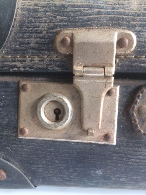 Vintage vintage vintage case