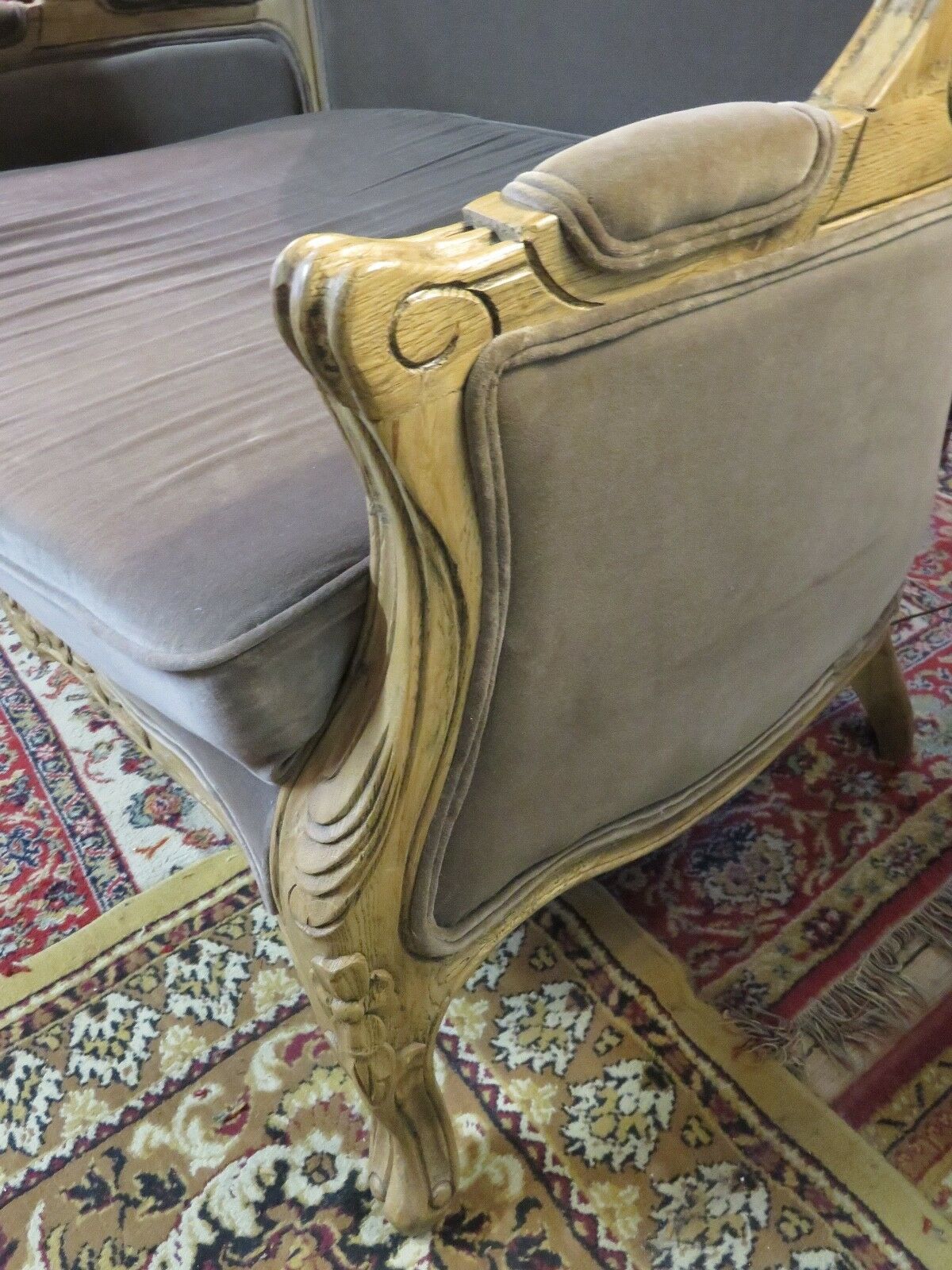 Louis XV-style double cathedral seat/ chair