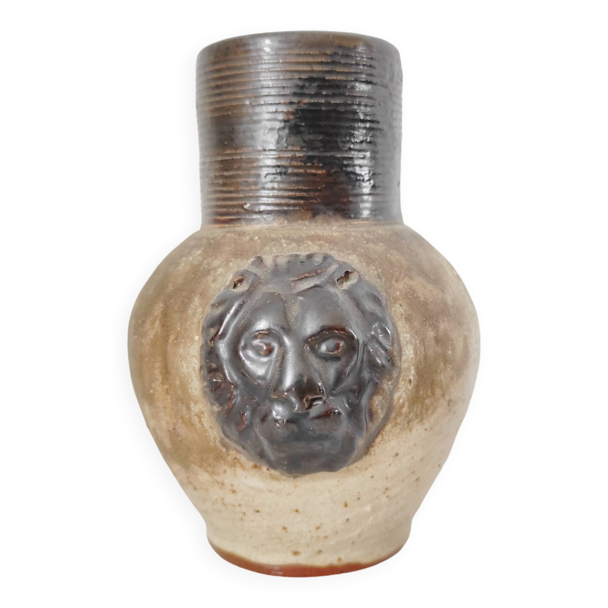 Small vase with lion heads Armogrès